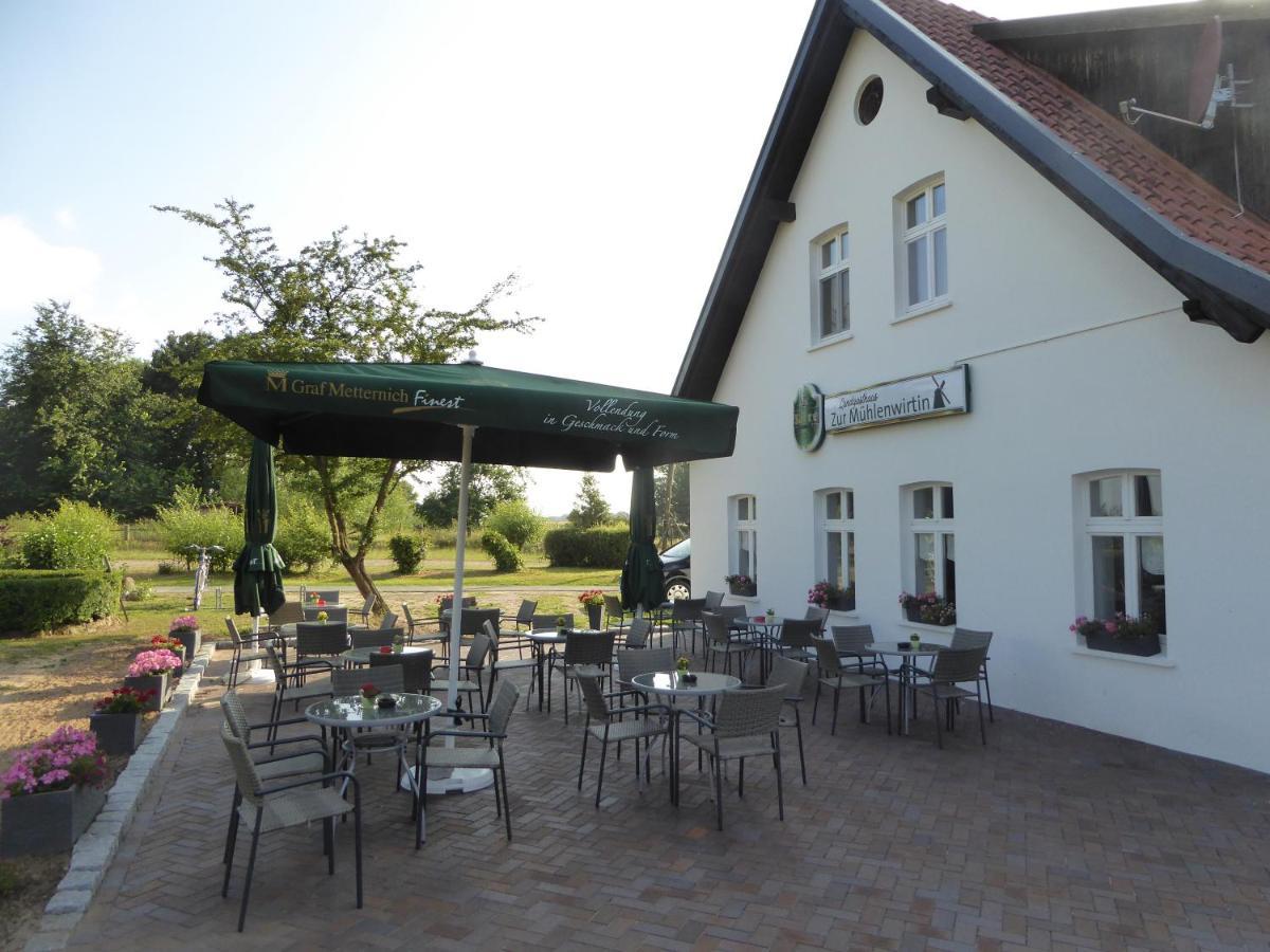 Landgasthaus Zur Muehlenwirtin Петерсхаген Экстерьер фото